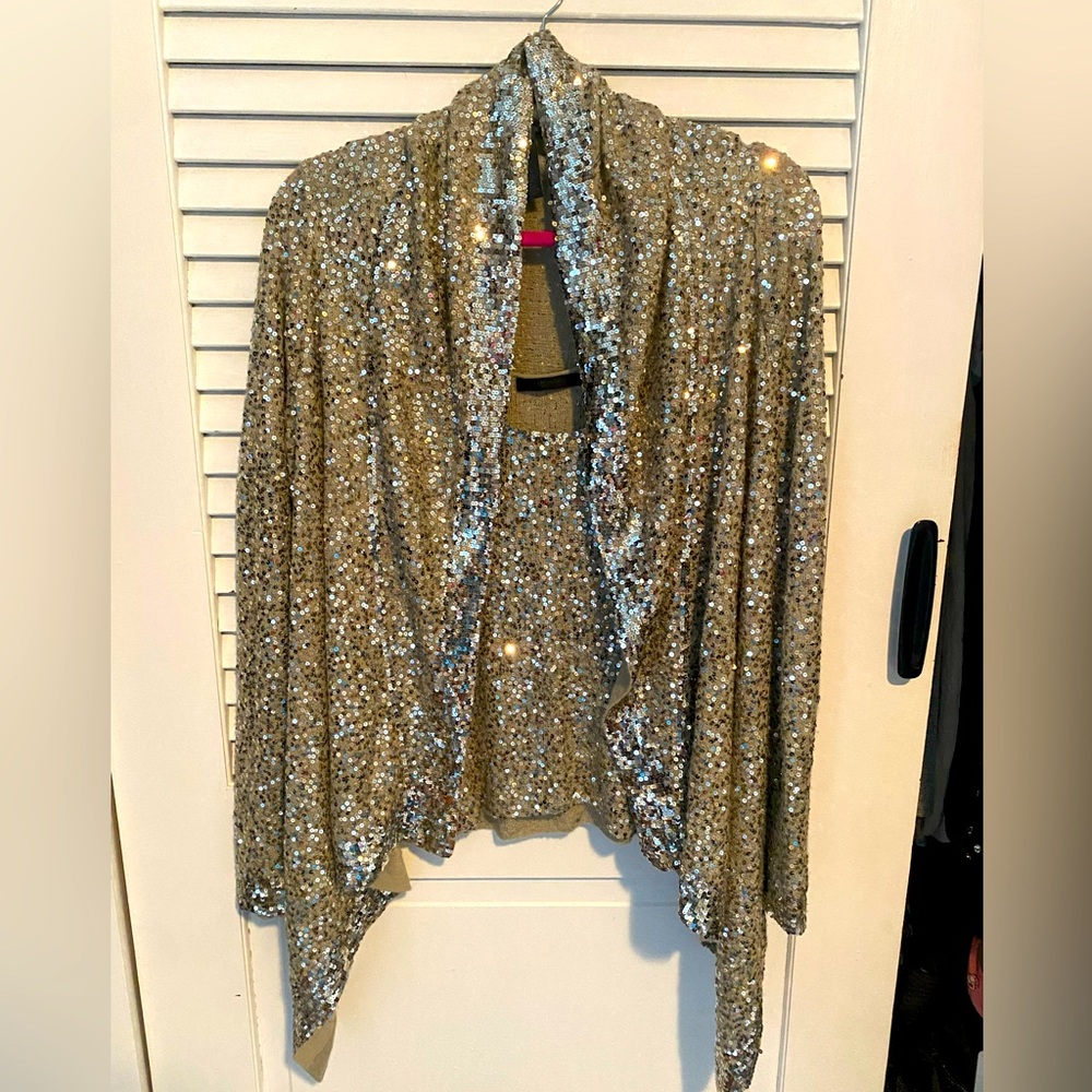 Gorgeous sequence Donna Karan cashmere sweater set